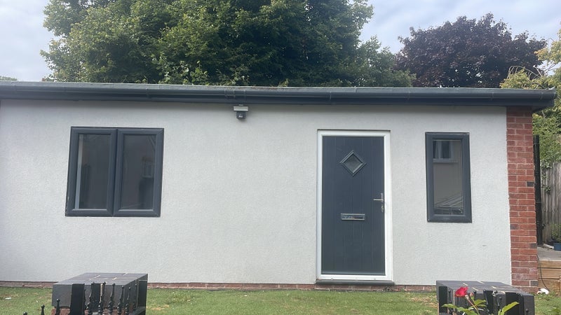 House Greenhill Road in Coseley