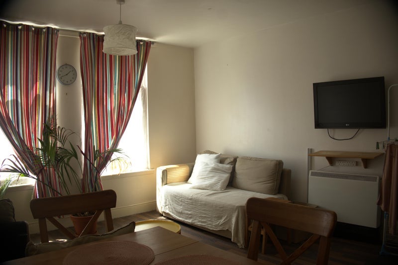 Room Finborough Road in Greater London