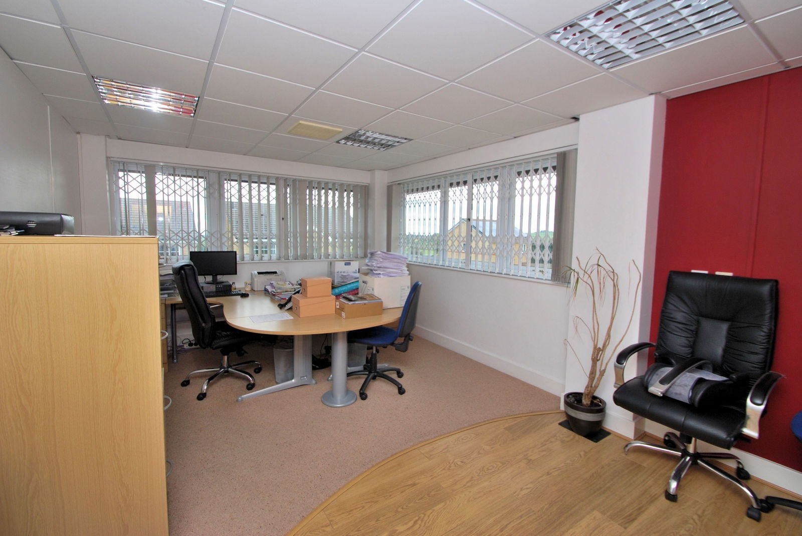 Room Mortimer Heights in Sheffield