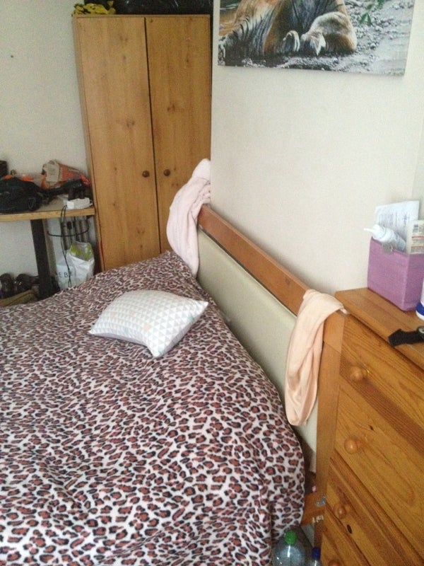 Flat Applegarth Road in Greater London