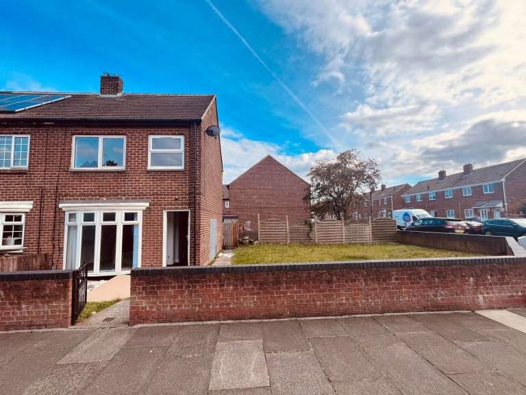 House Fellgate Avenue in South Tyneside