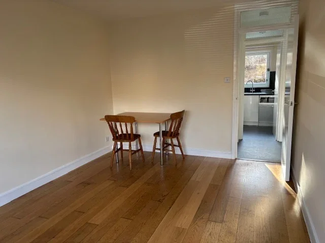 Flat Bartholomew Close in Greater London