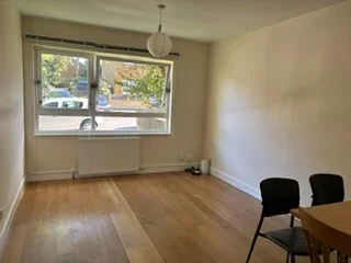 Flat Bartholomew Close in Greater London