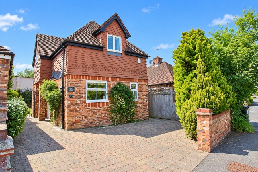 House Well Lane in Woking