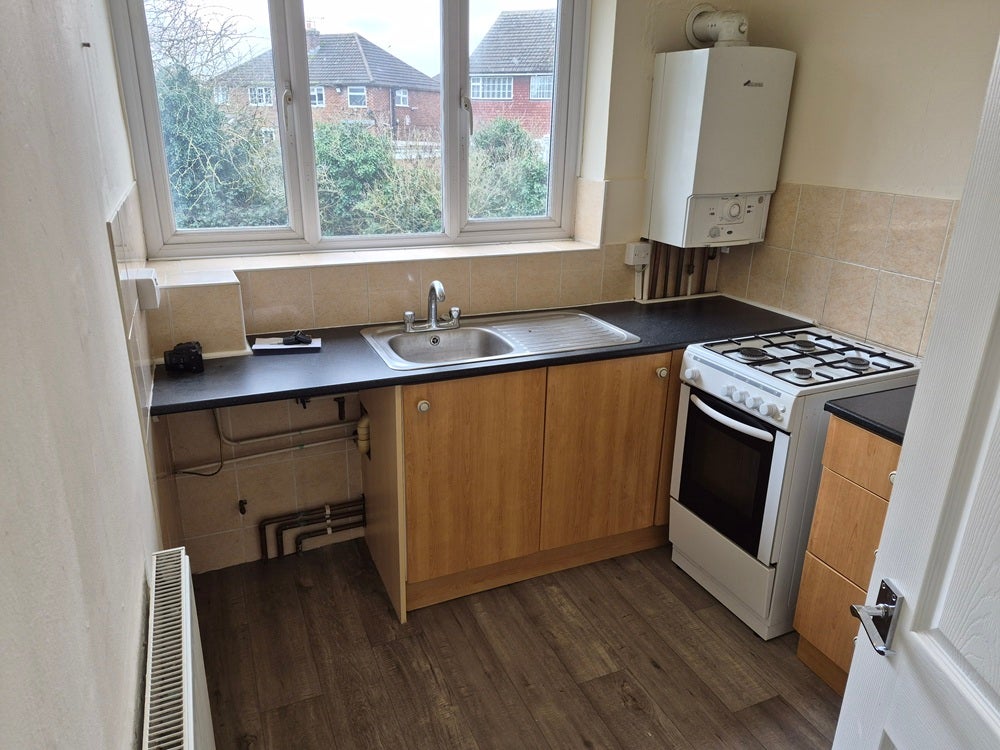 Flat Cedar Road in Strood