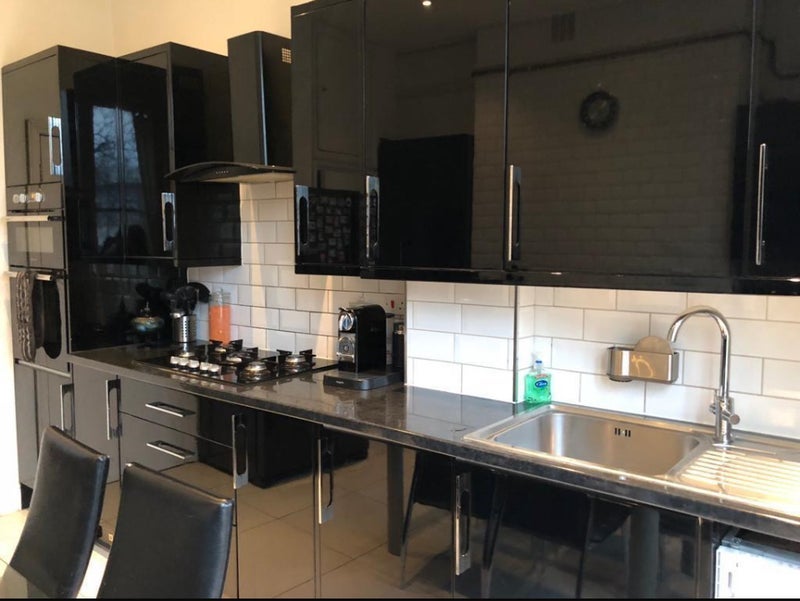 Room Petherton Road in Greater London