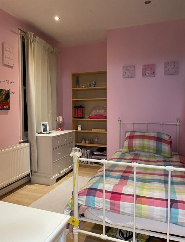 Room Petherton Road in Greater London