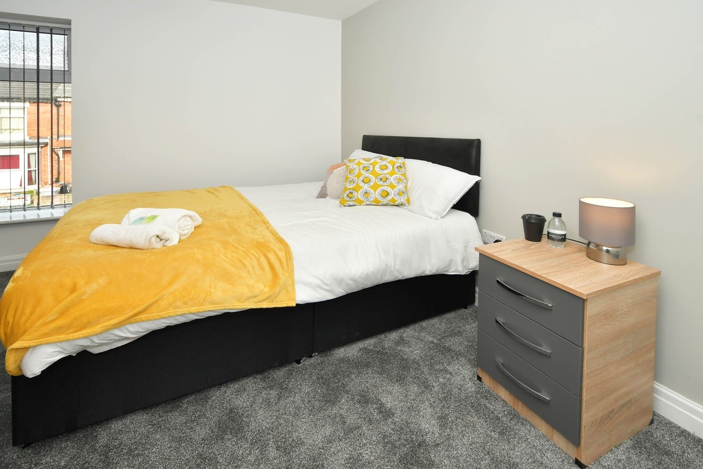Room Westminster Street in Crewe