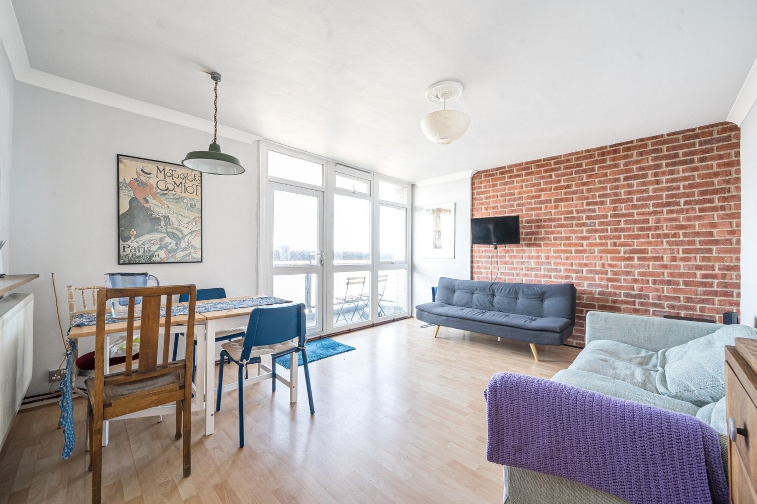 Flat Thurland Road in Greater London