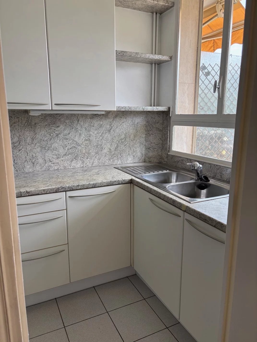 Flat Rue Pauline Borghèse in Neuilly-sur-Seine