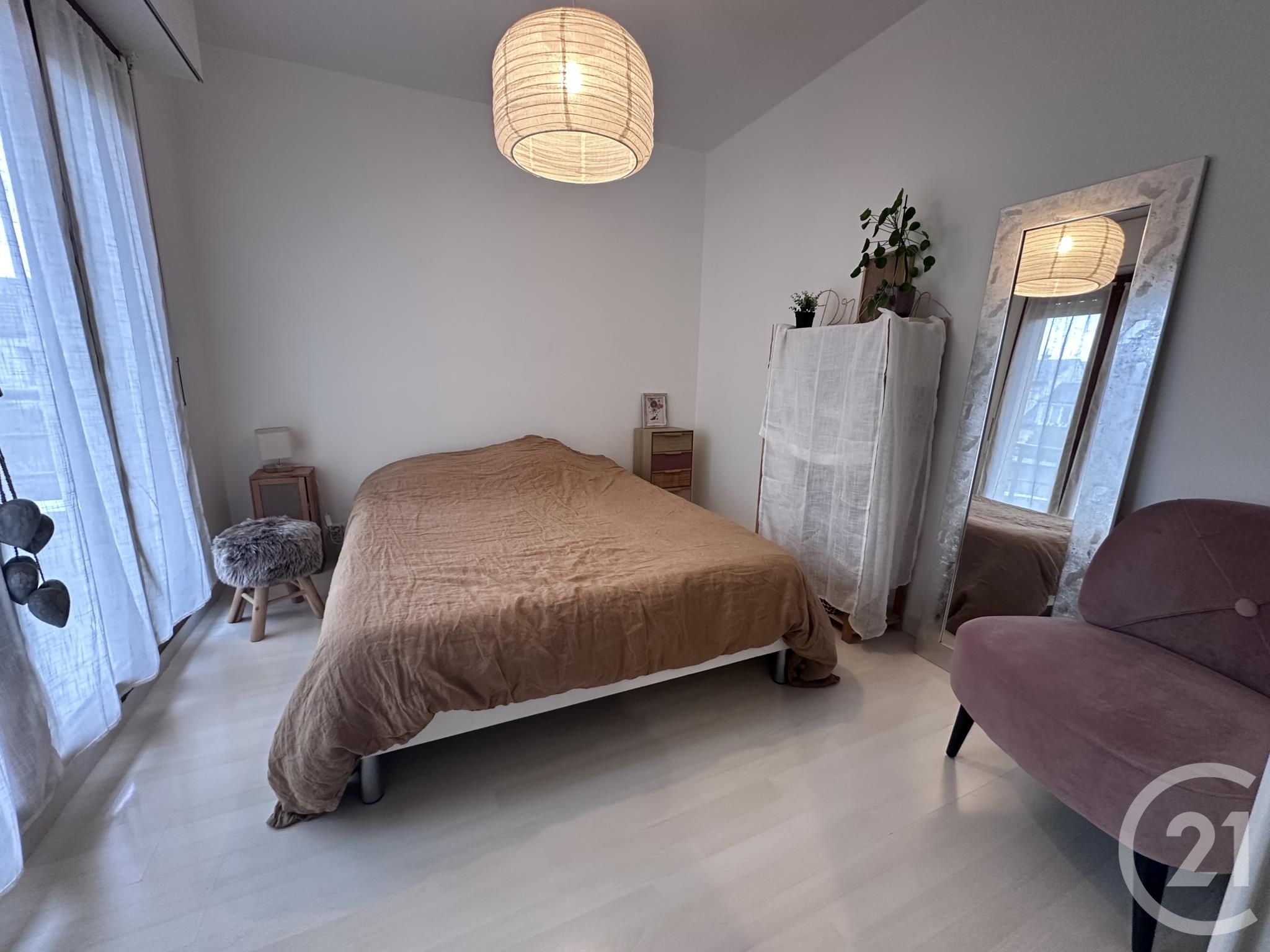 Appartement Place des Épars à Chartres