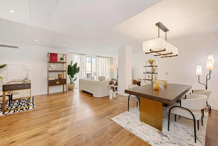 Flat Bolsover Street in City of Westminster