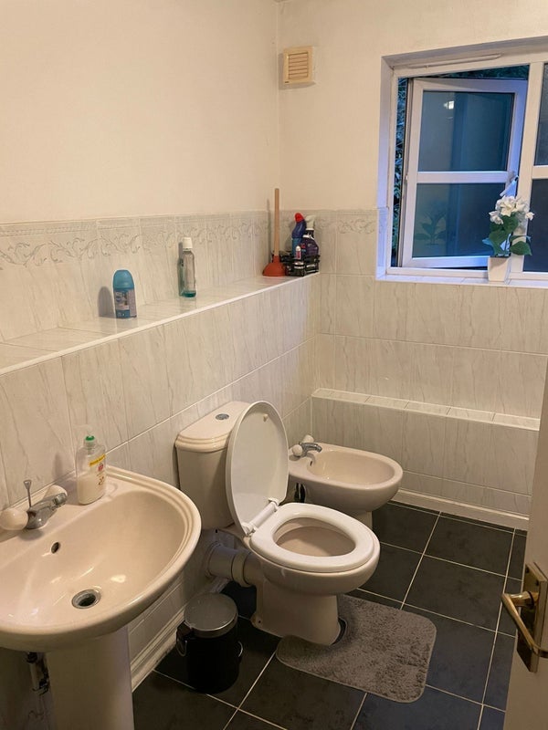 Room Bridgemere Close in Leicester
