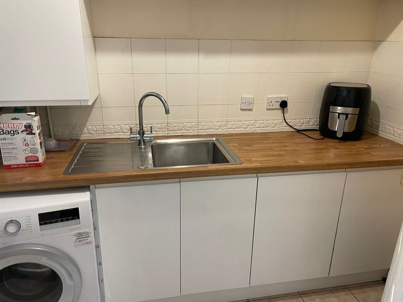 Room Bridgemere Close in Leicester