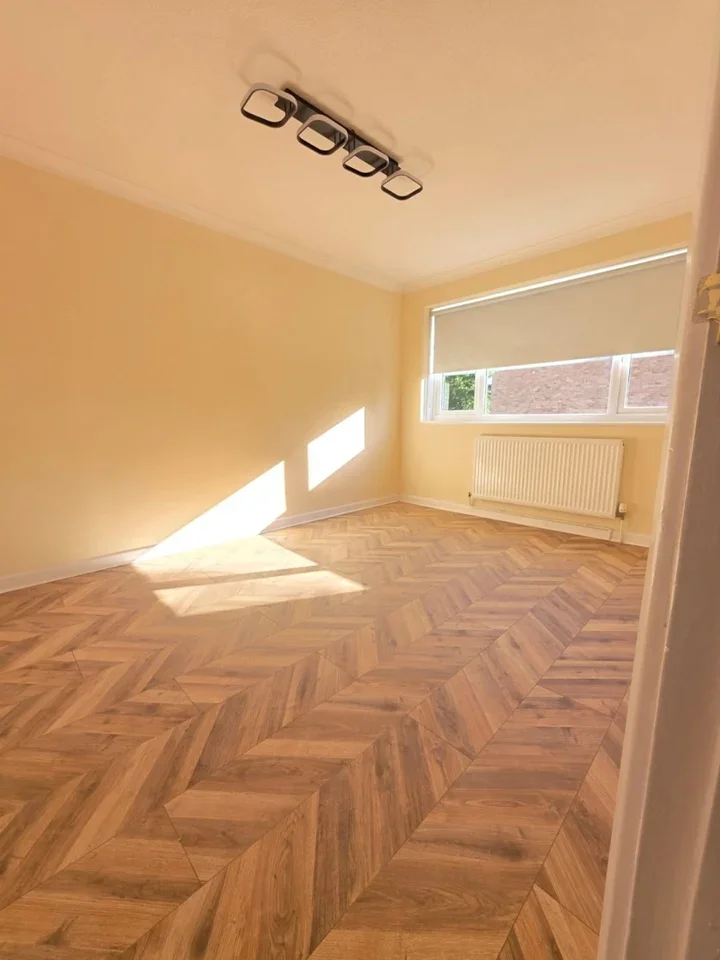 House Coleridge Crescent in Dacorum