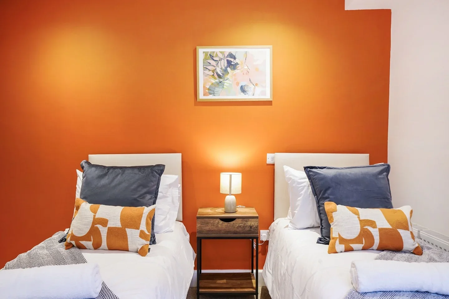 Flat Gopsall Street in Greater London