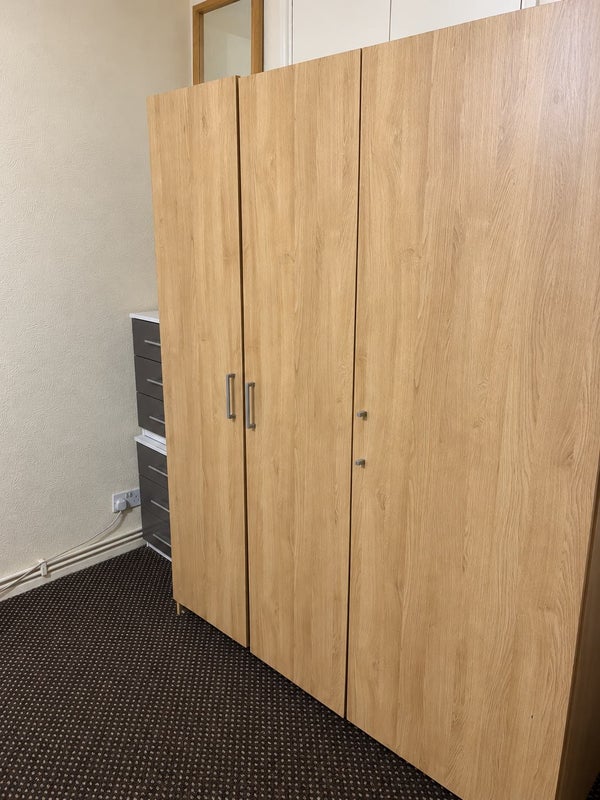 Room Canterbury Crescent in Greater London