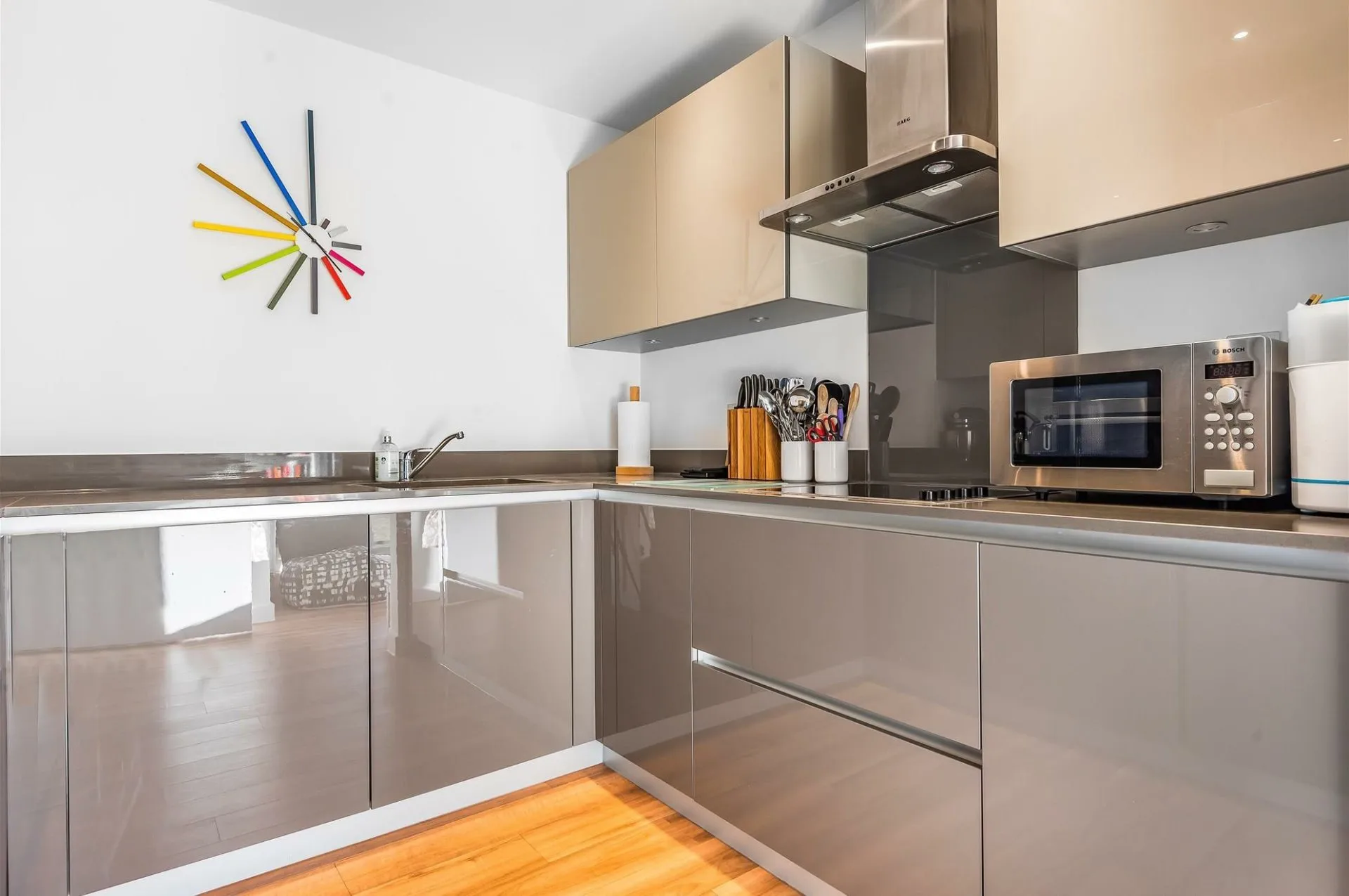 Flat Finchley Road in Greater London