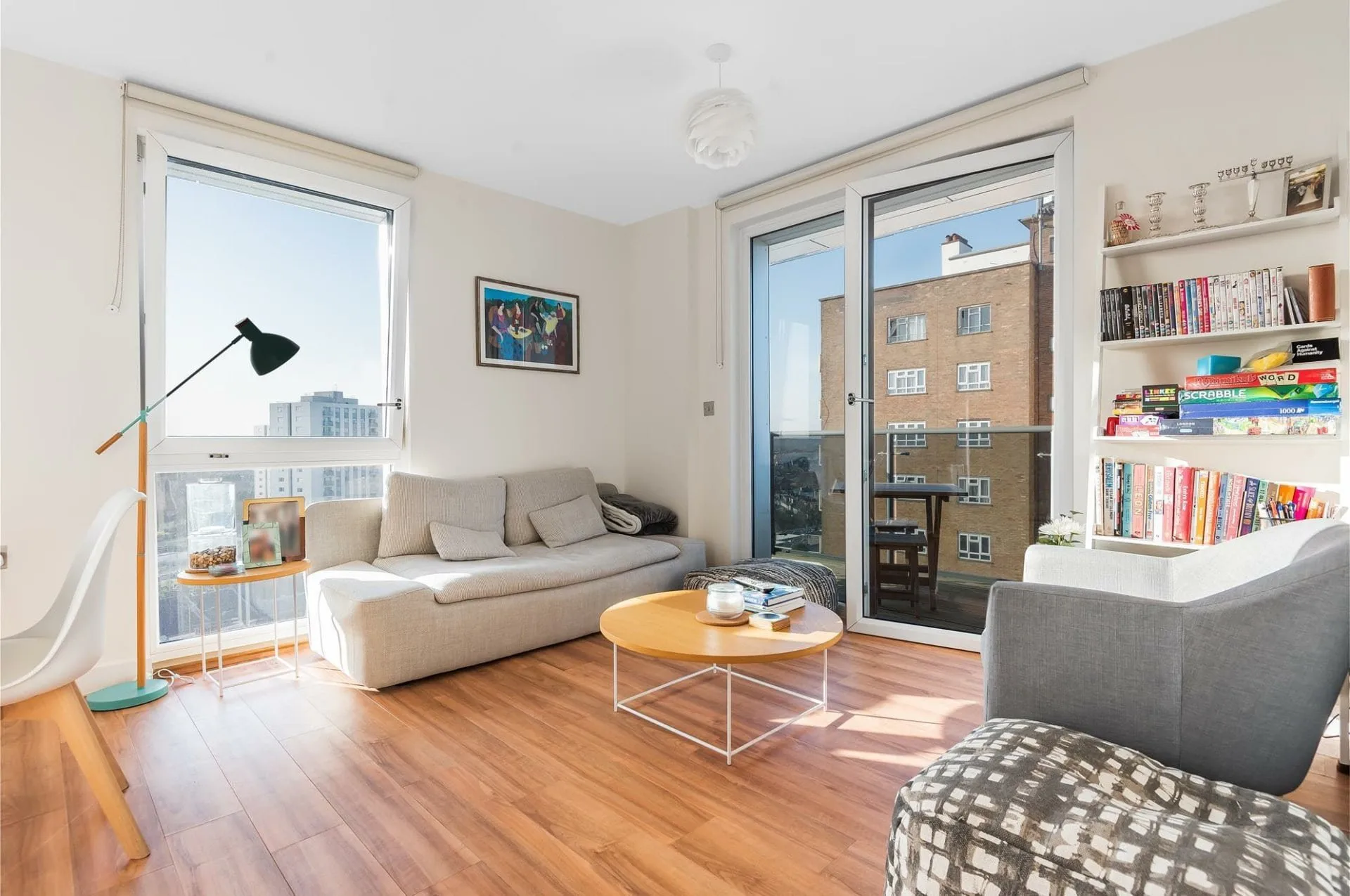 Flat Finchley Road in Greater London