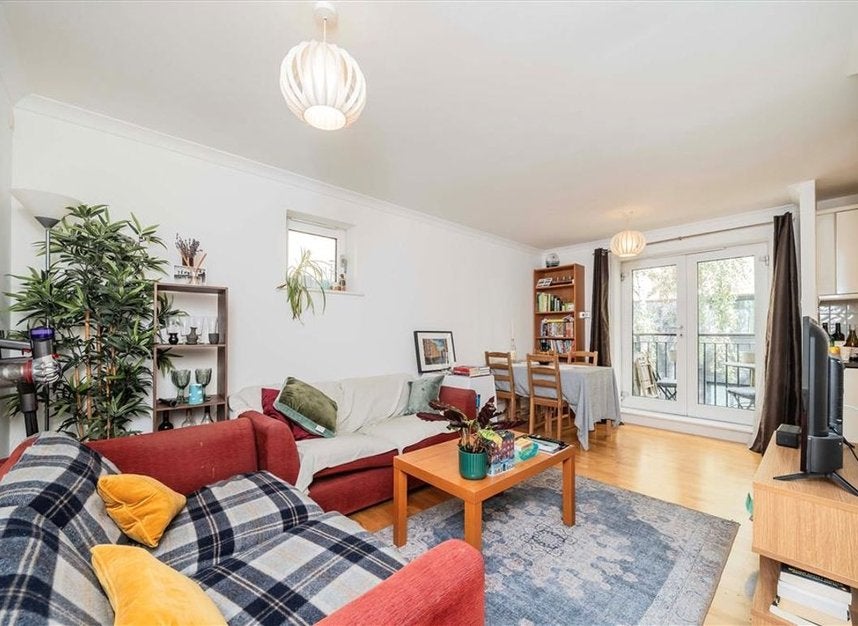 Flat Jacob Street in Greater London