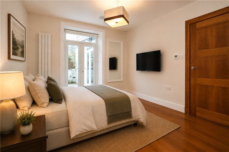 Flat Lexham Gardens in Greater London