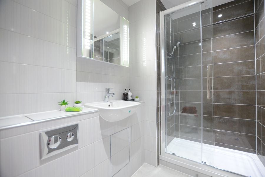 Flat London Road in Surrey Heath