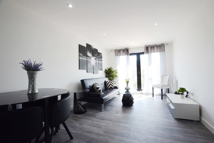 Flat London Road in Surrey Heath