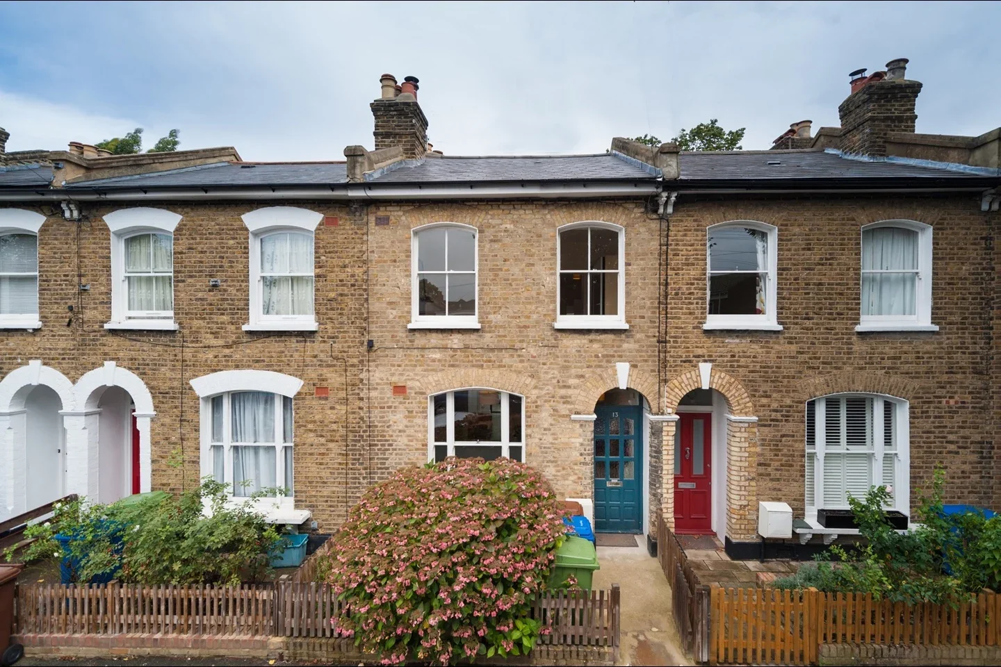 House Kimberley Avenue in Greater London