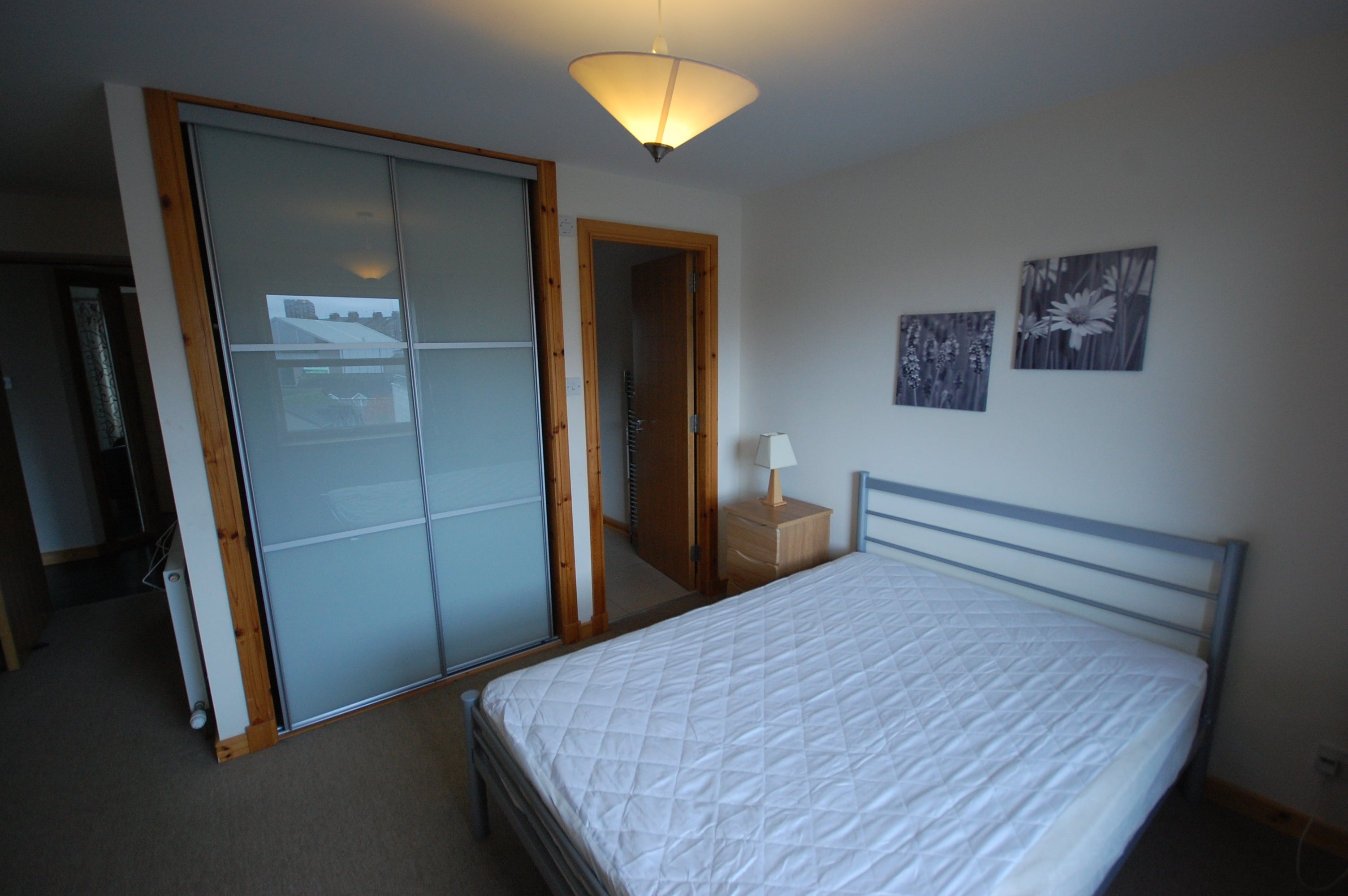 Flat Willowbank Road in Aberdeen City