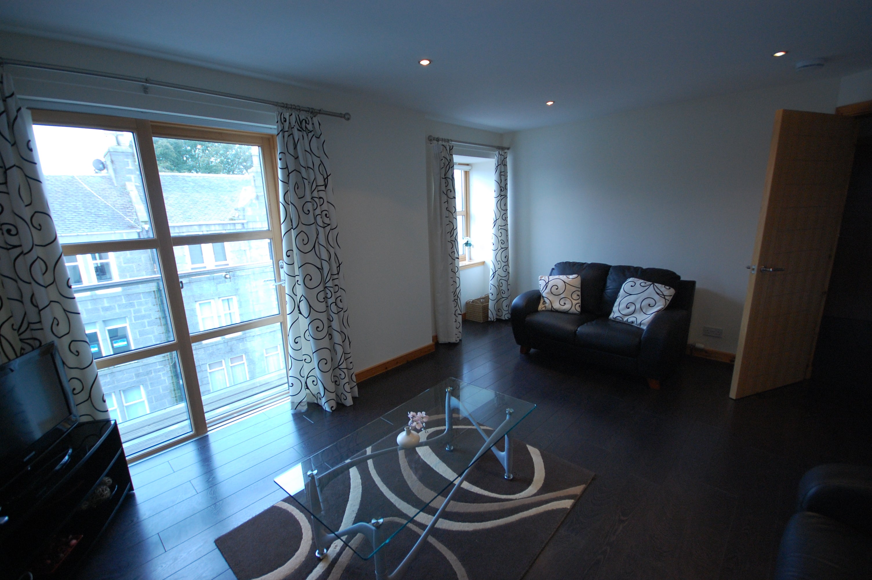 Flat Willowbank Road in Aberdeen City