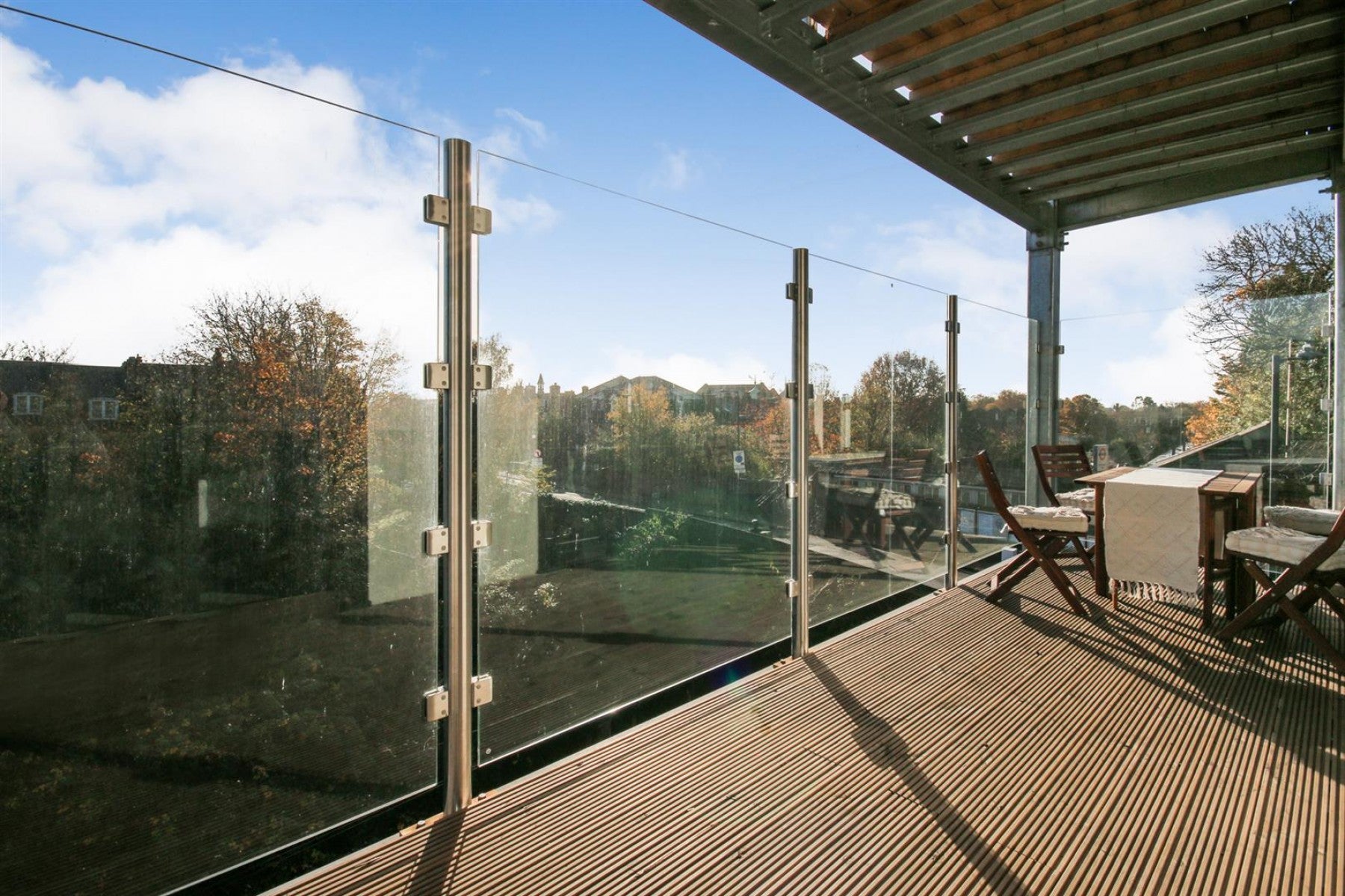 Flat Brondesbury Park in Greater London