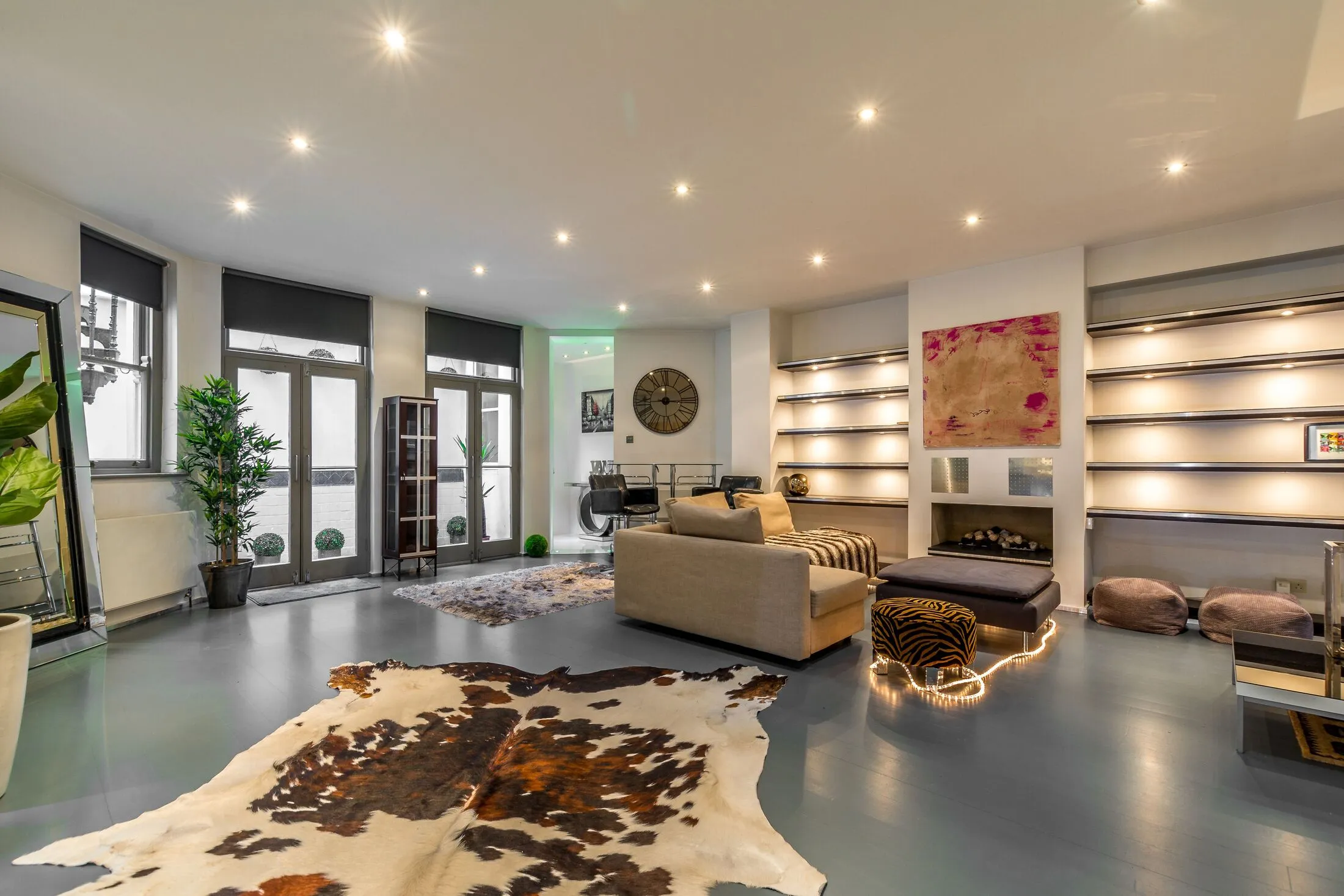 Flat Bolton Gardens in Greater London