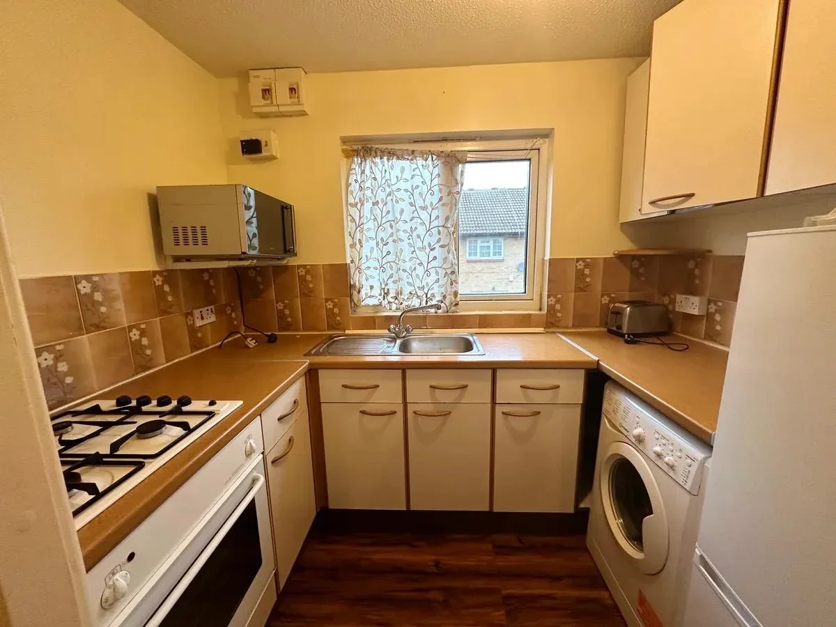 Flat Ramulis Drive in Greater London