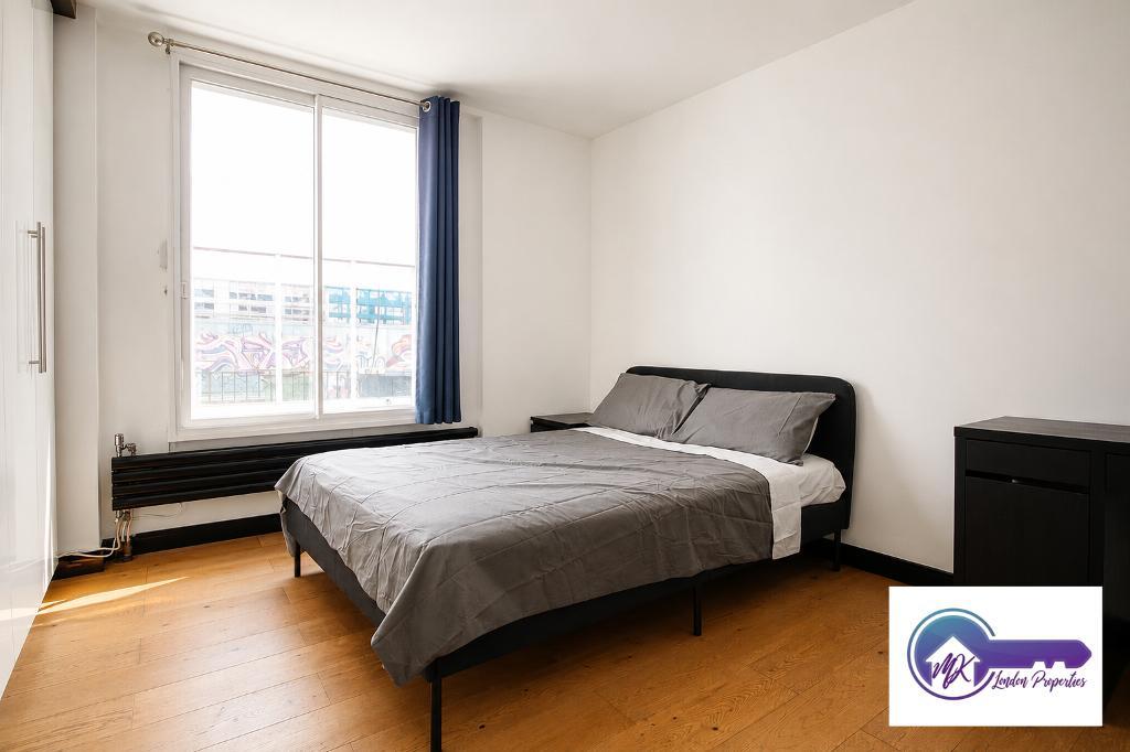 Flat Royal College Street in Greater London
