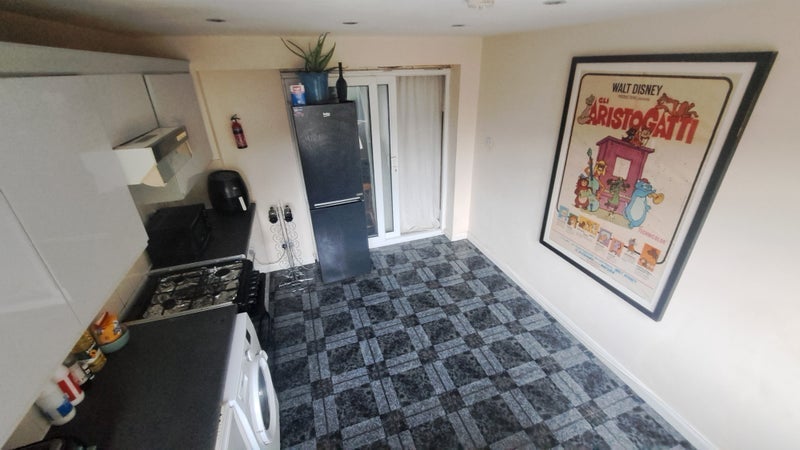 Room Gramer Close in Greater London