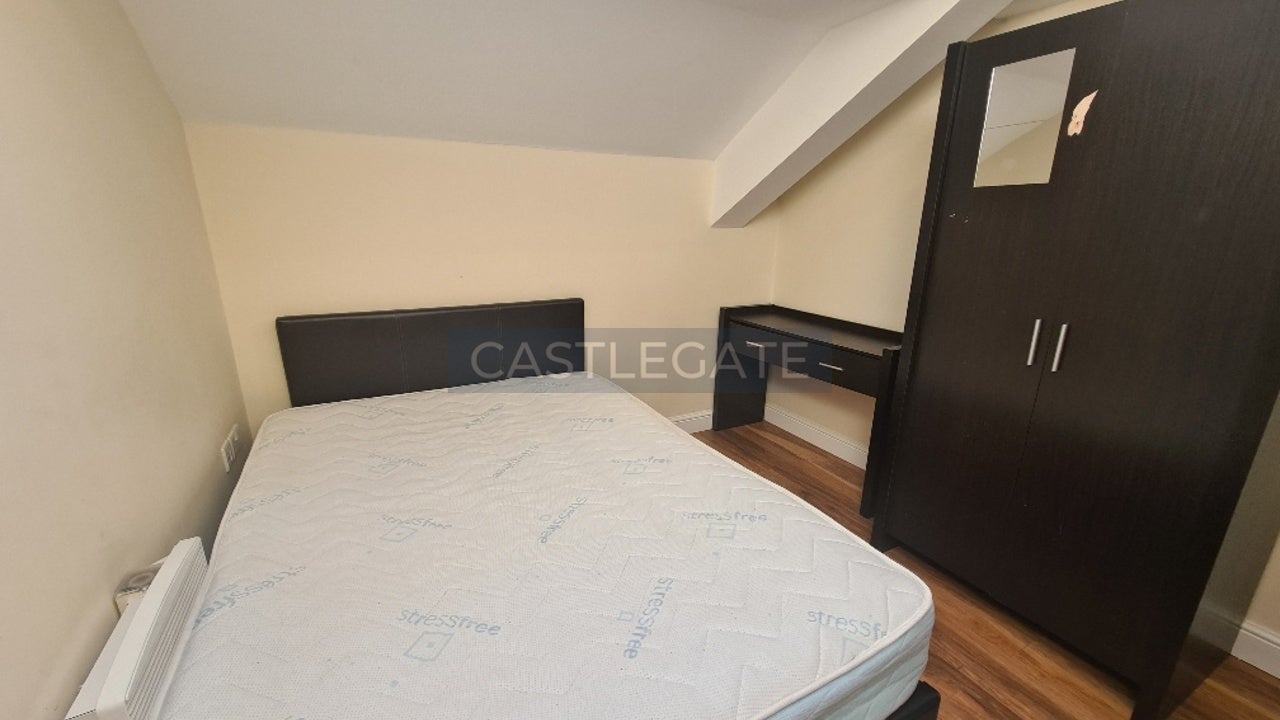 Flat Westgate in Kirklees