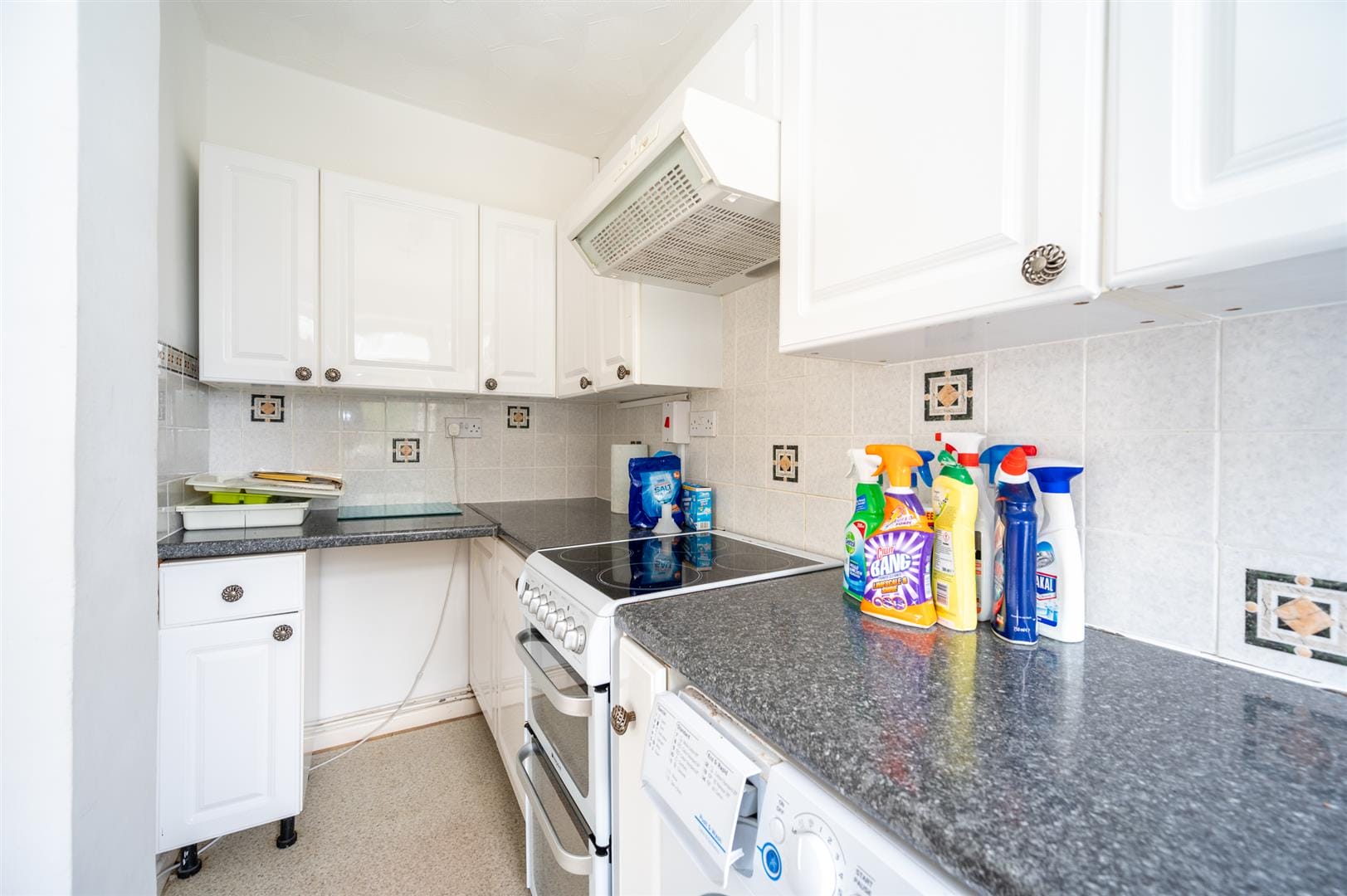 Flat Bracklesham Road in Hayling Island