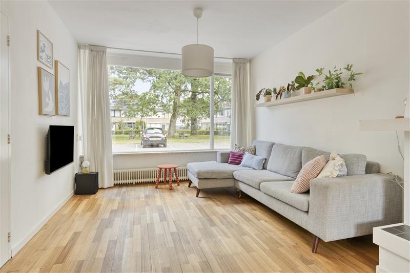 Tussenwoning te koop: Roland Holsthof 29, Tilburg