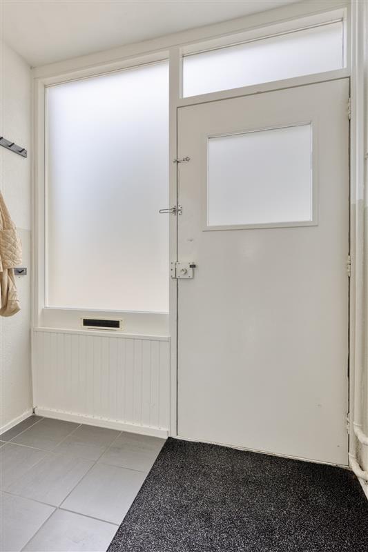 Tussenwoning te koop: Roland Holsthof 29, Tilburg