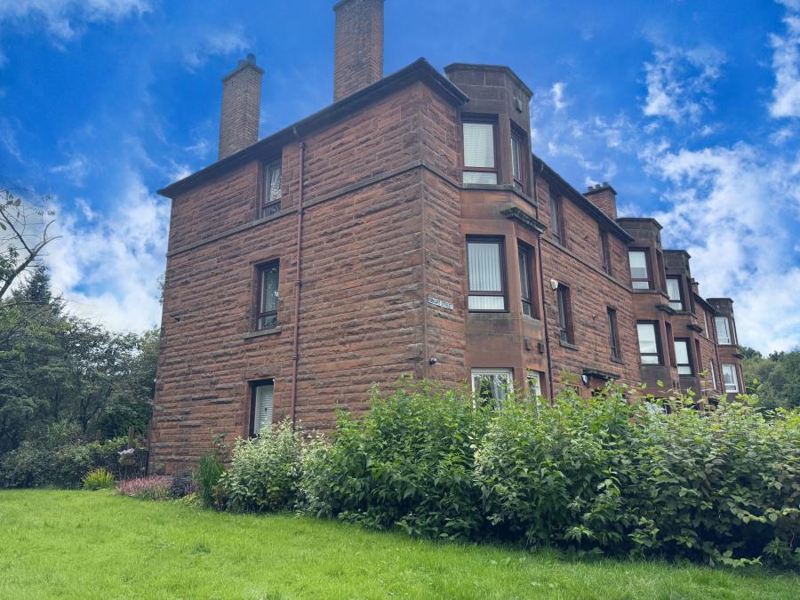 Flat Dinart Street in Glasgow