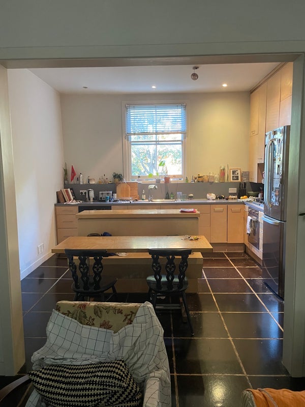 Room Amhurst Road in Greater London