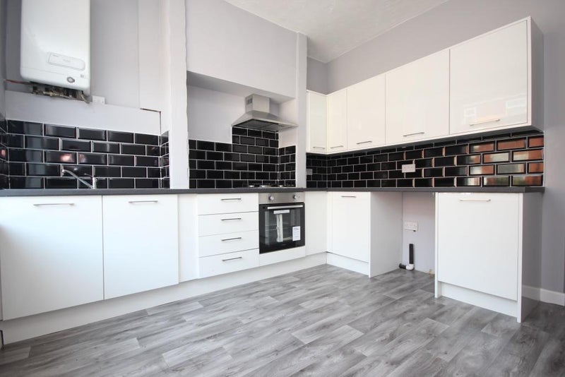 Room Woodthorpe Road in Sheffield