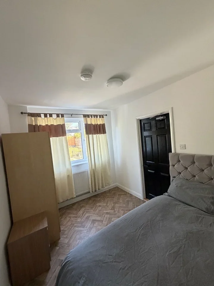 Room Shelley Road in Chelmsford