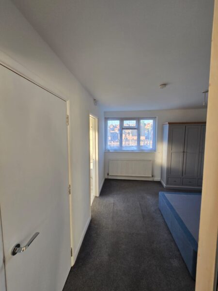 Flat Winchelsea Road in Rother