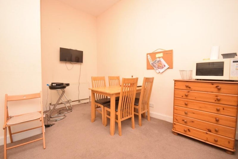 Flat Livingstone Place in City of Edinburgh