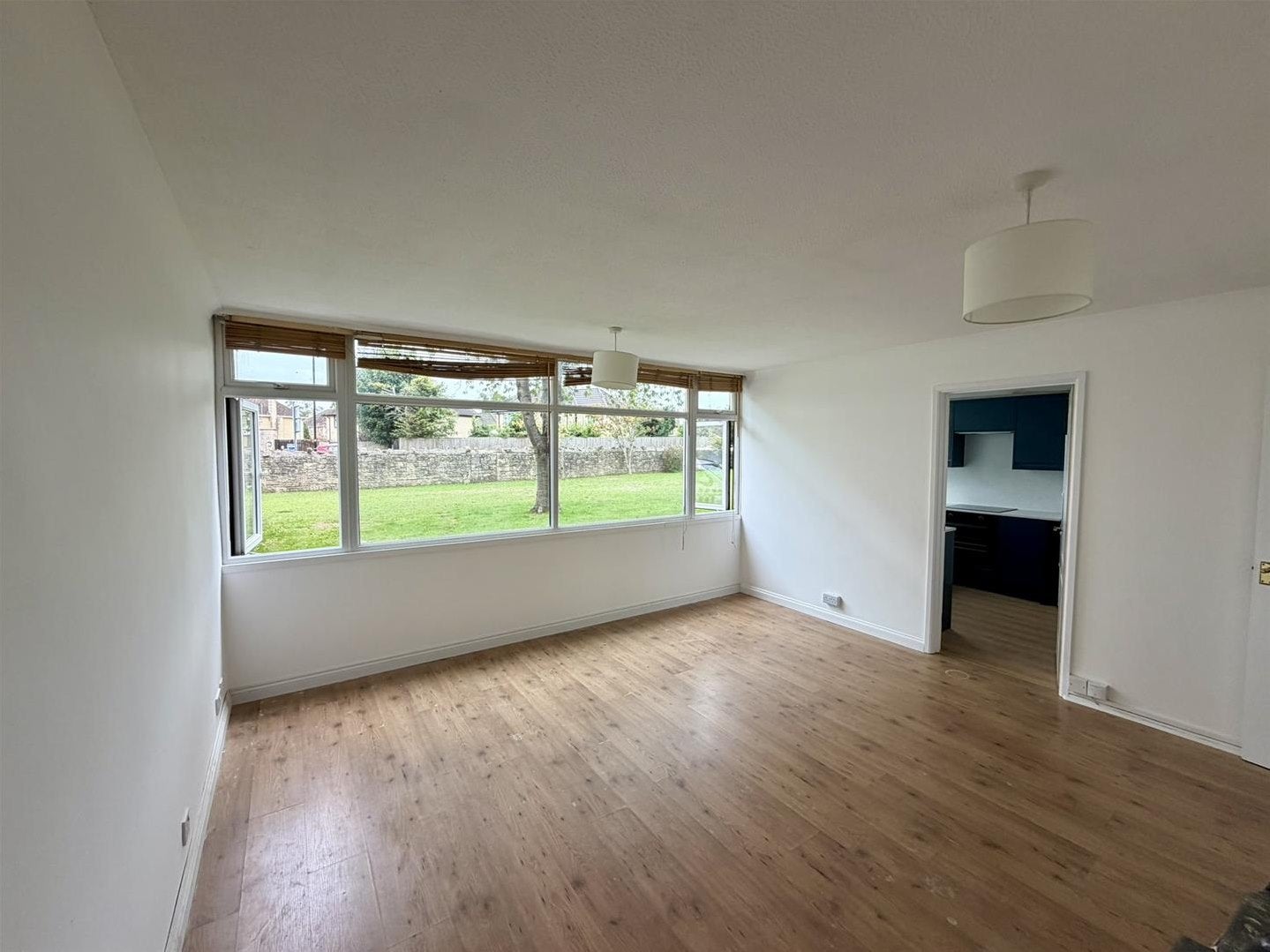 Flat Midford Road in Bath