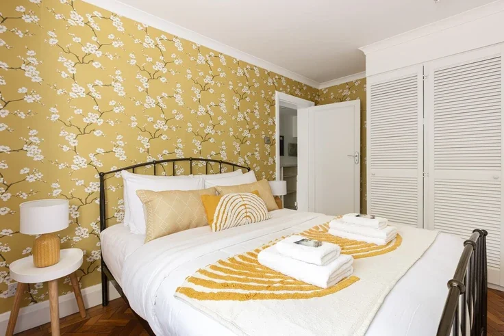 Flat Regent Square in Greater London