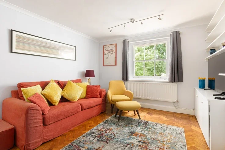 Flat Regent Square in Greater London