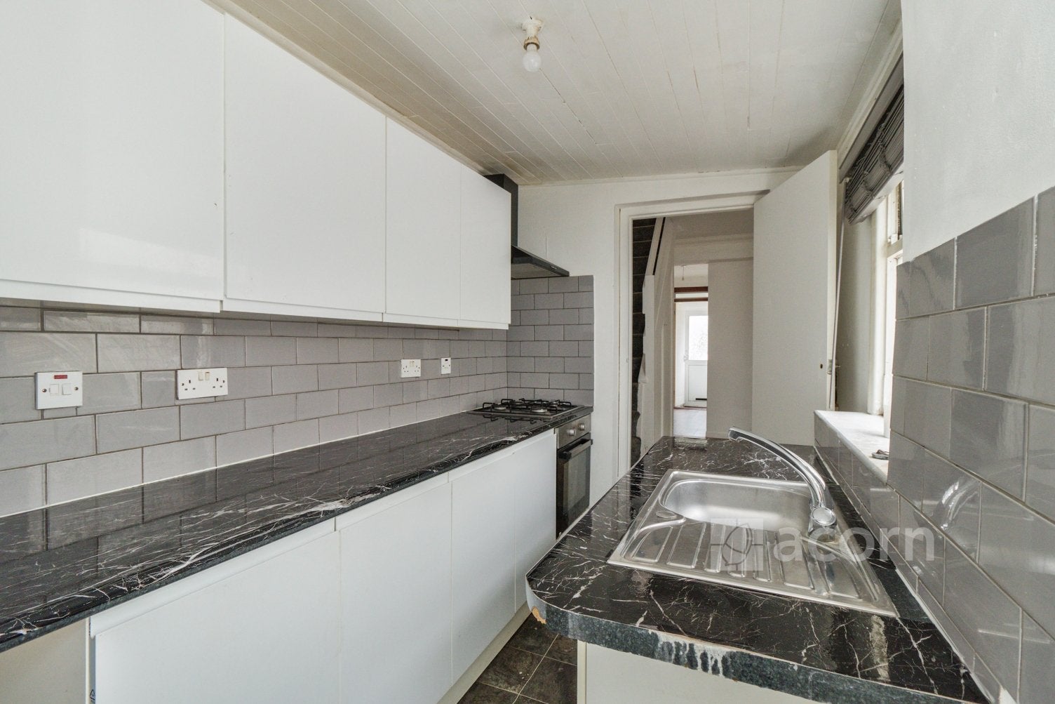 House Hamilton Walk in Greater London