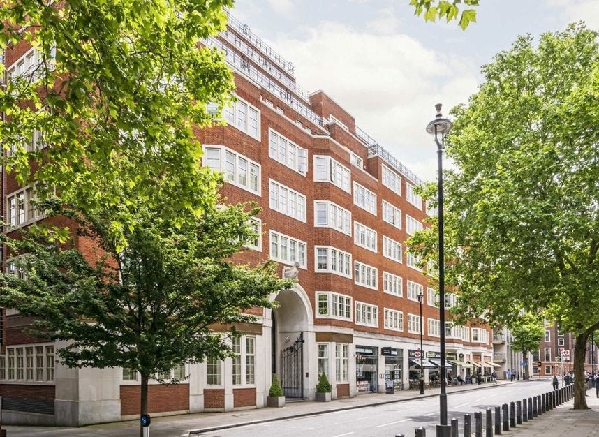 Flat Bennett's Yard in City of Westminster